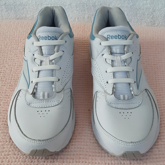 reebok women's athletic shoes